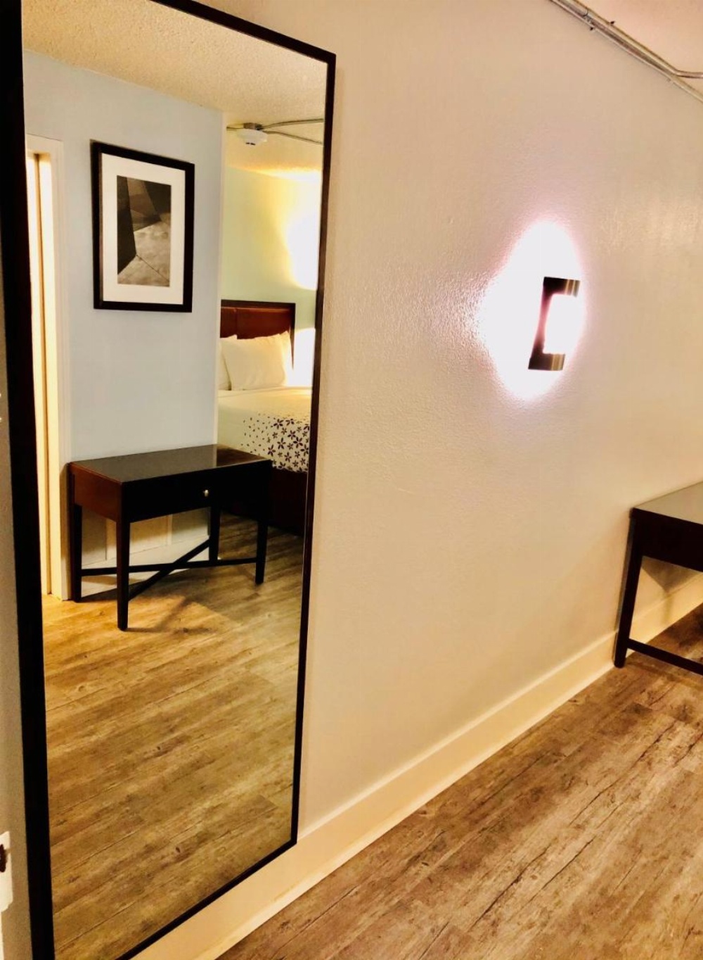 Montgomery Inn & Suites Image 33