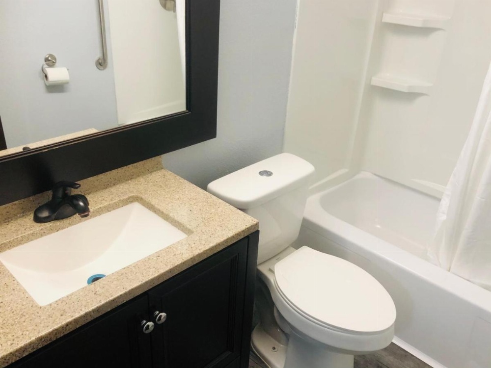 Montgomery Inn & Suites Image 35